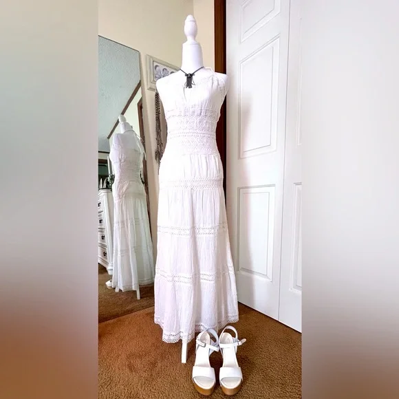 VENUS | Dresses | Venus Maxi Dress With Lace Detail Size Xs | Poshmark